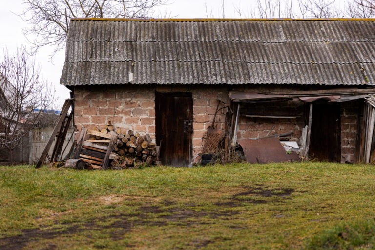 Shed Removal & Dismantling Services UK | Fast & Affordable Clearance ...